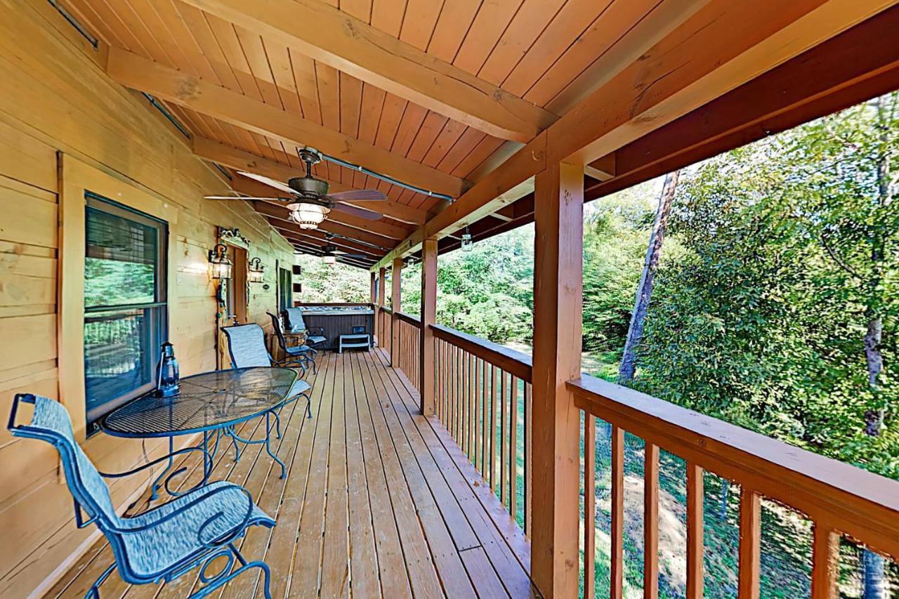 Happy Bear Hollow Villa Sevierville Ngoại thất bức ảnh